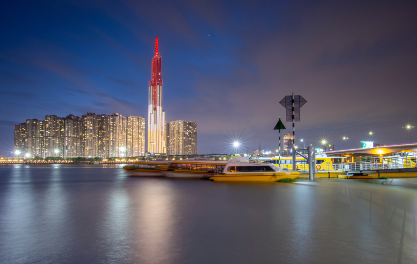 Landmark 81 phoi sang