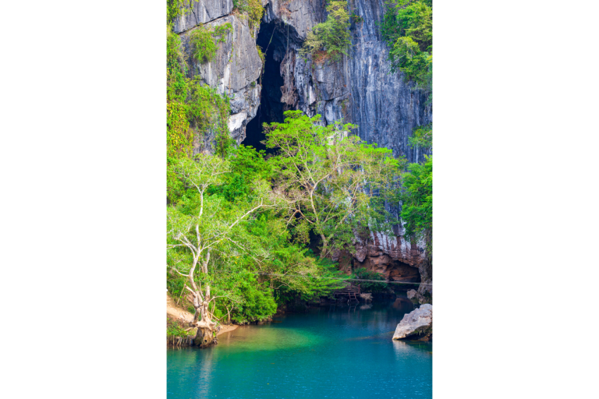 Phong Nha, Ke Bang cave, an amazing, wonderful cavern at Bo Trach, Quang Binh, Vietnam, black cave