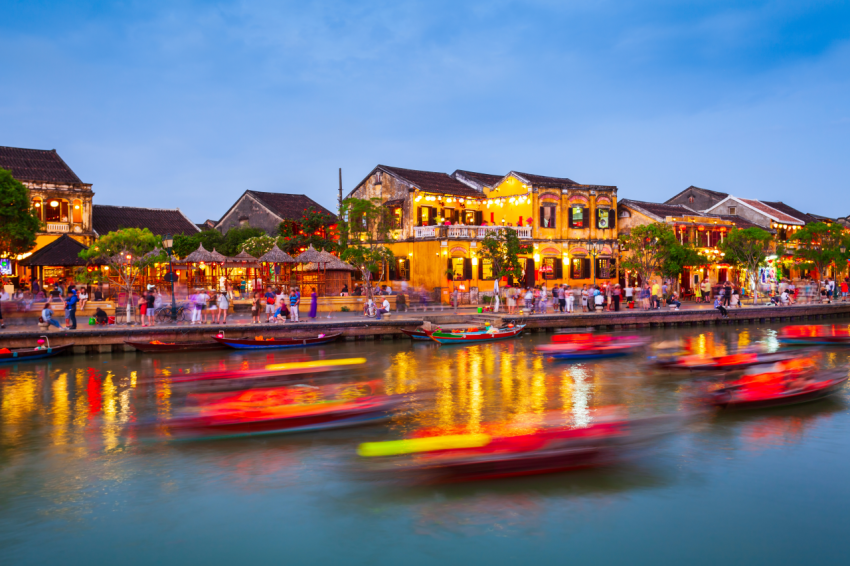 Hoi an Ancient Town Riverfront (3)